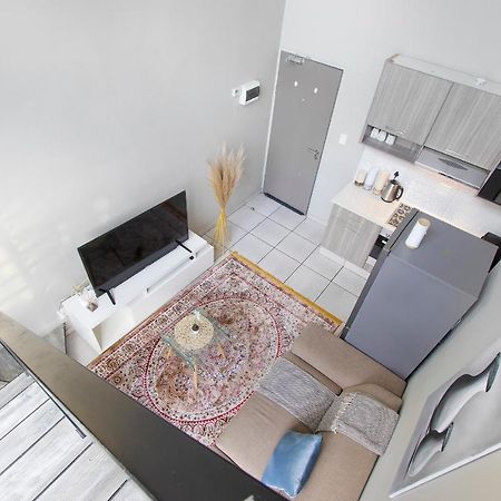 Urban Oasis Apartments At The Bolton Йоханесбург Екстериор снимка