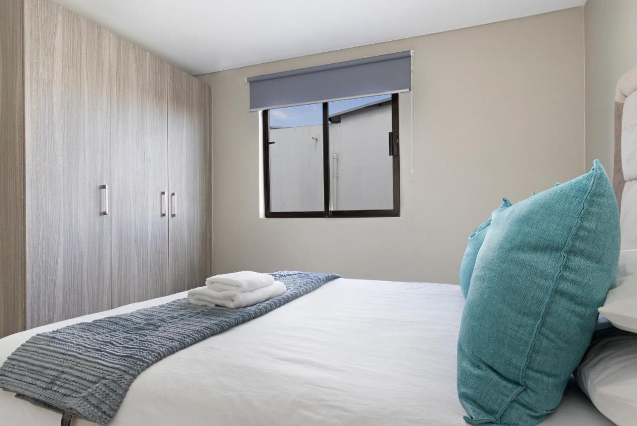 Urban Oasis Apartments At The Bolton Йоханесбург Екстериор снимка