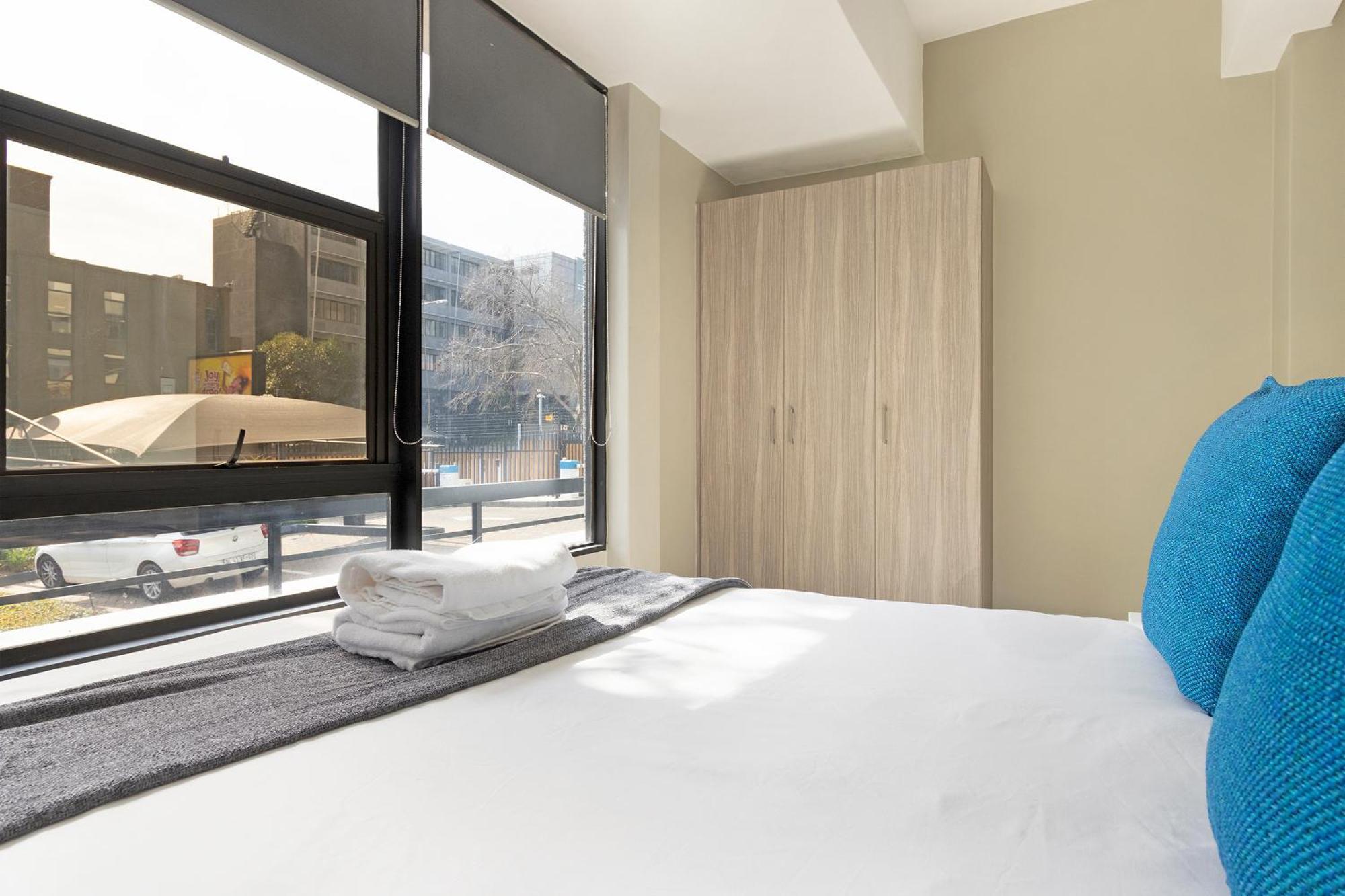 Urban Oasis Apartments At The Bolton Йоханесбург Екстериор снимка
